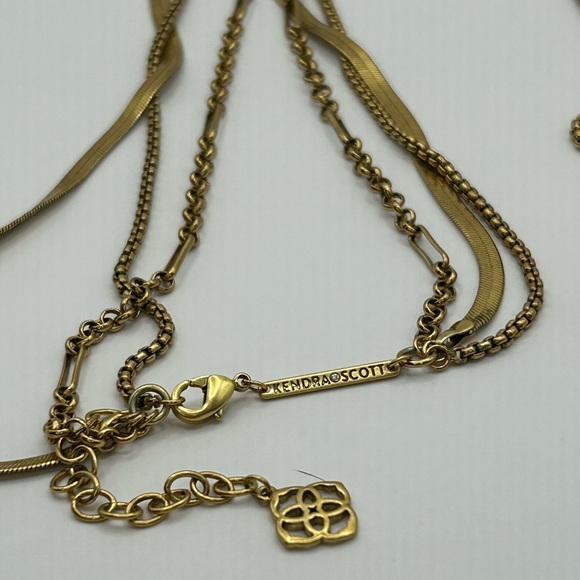 KENDRA SCOTT JACK VINTAGE GOLD MULTI STRAND NECKLACE IN CHARCOAL GRAY CRYSTAL - Picture 10 of 12